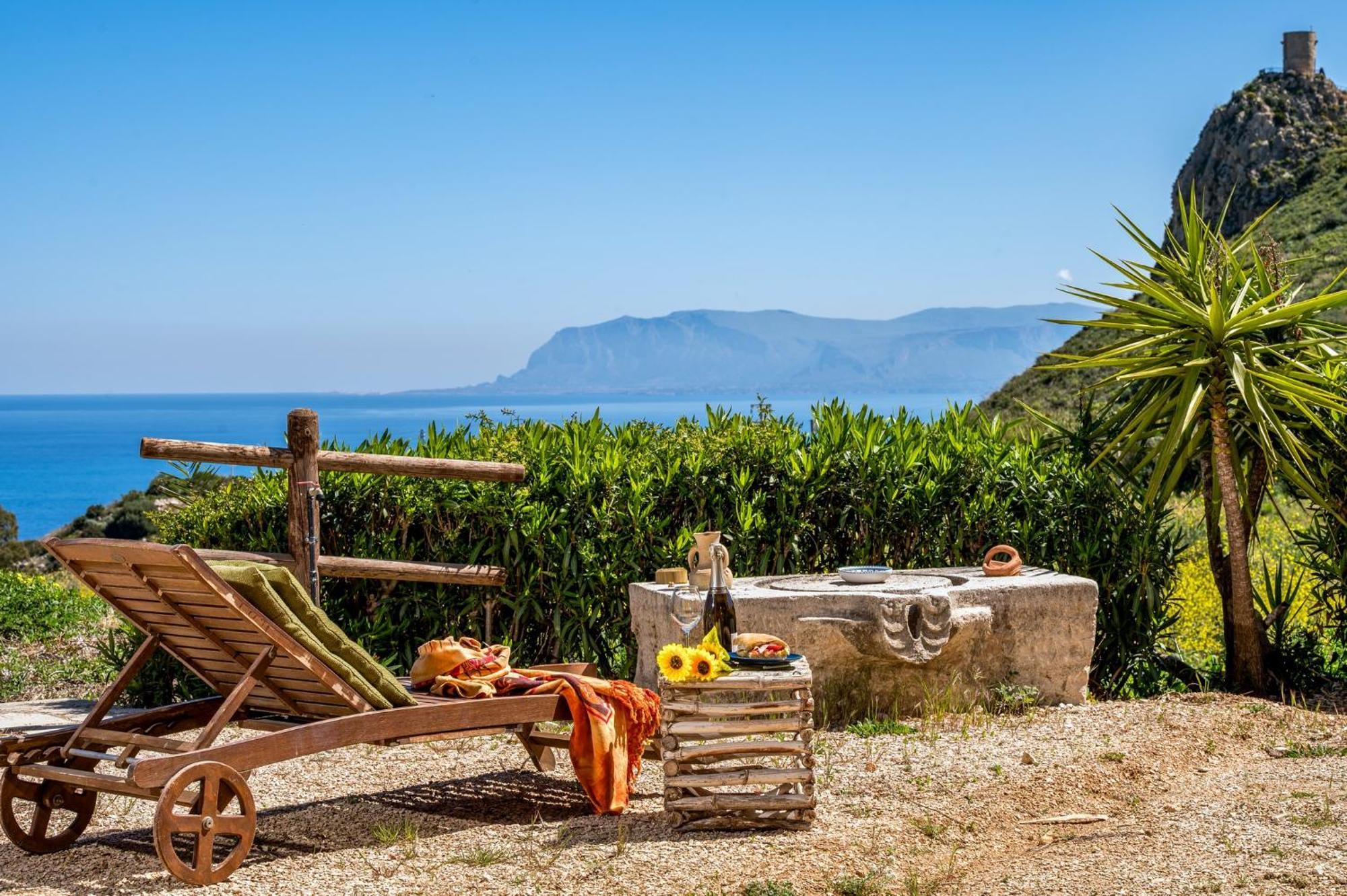 Villa Elena Vicino La Riserva Naturale Dello Zingaro スコペッロ エクステリア 写真