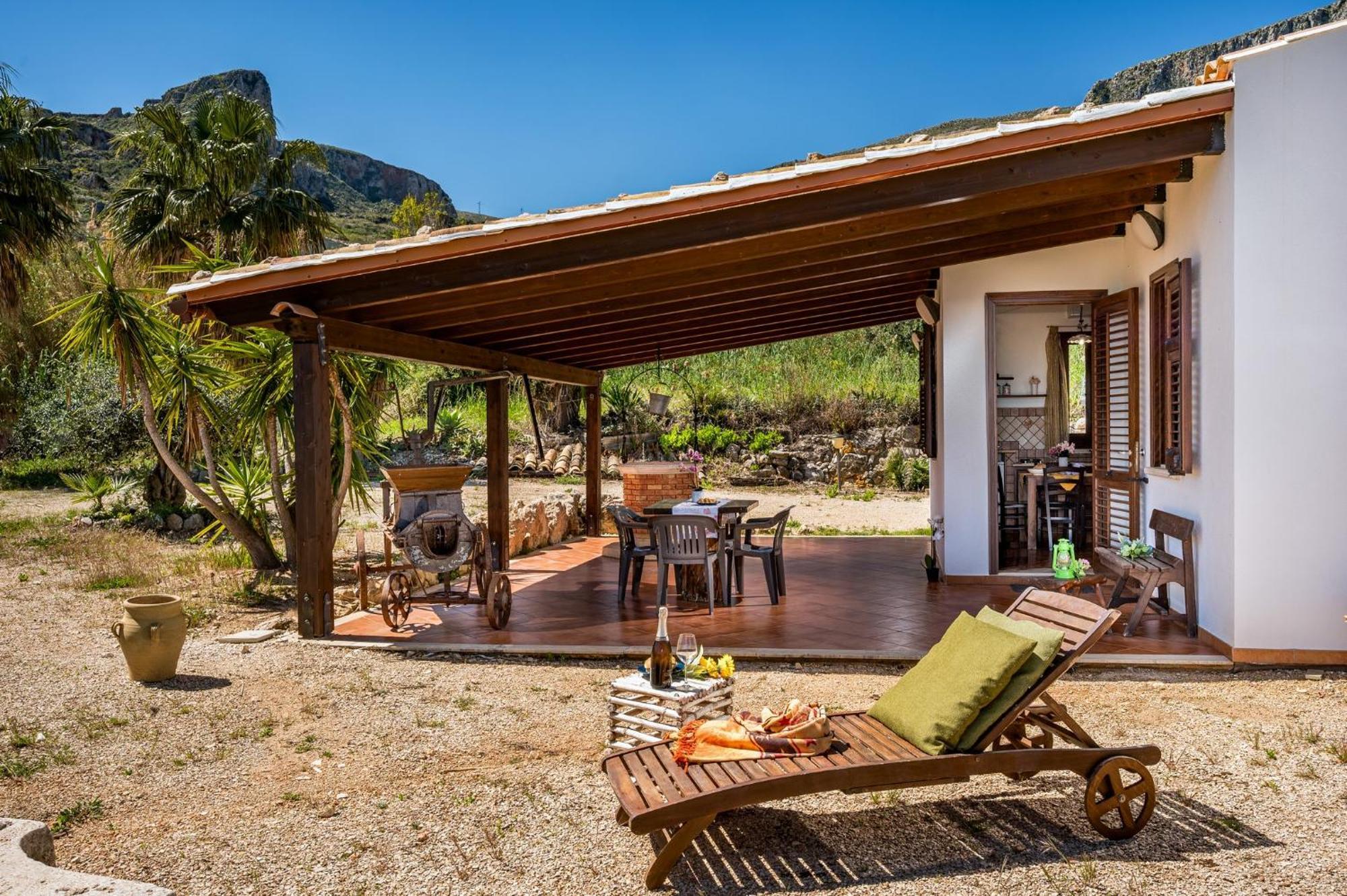 Villa Elena Vicino La Riserva Naturale Dello Zingaro スコペッロ エクステリア 写真
